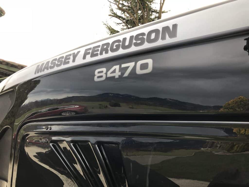 Massey Ferguson 8470 Dyna-VT - Umlackierung